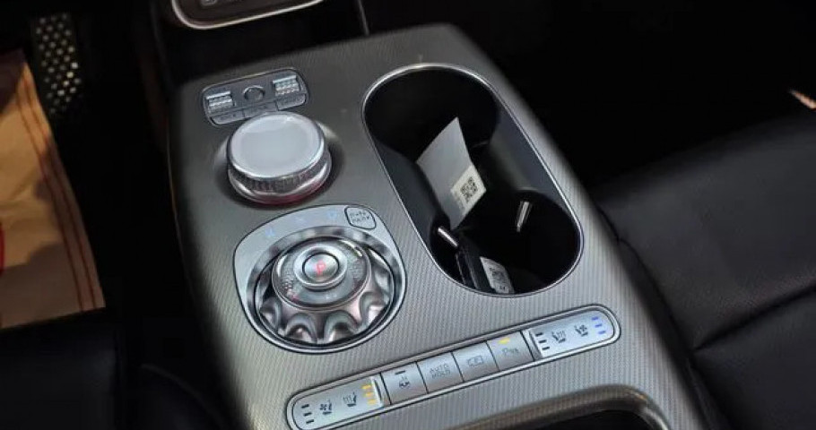 Genesis Gv60 