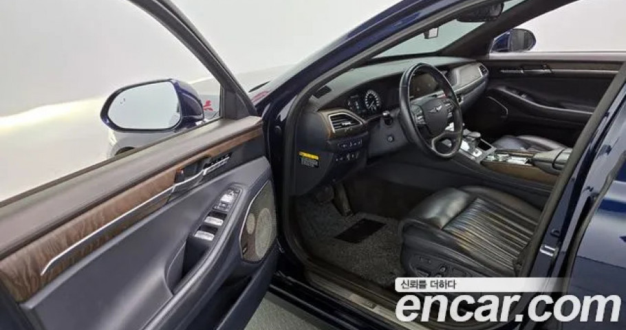 Genesis G90 