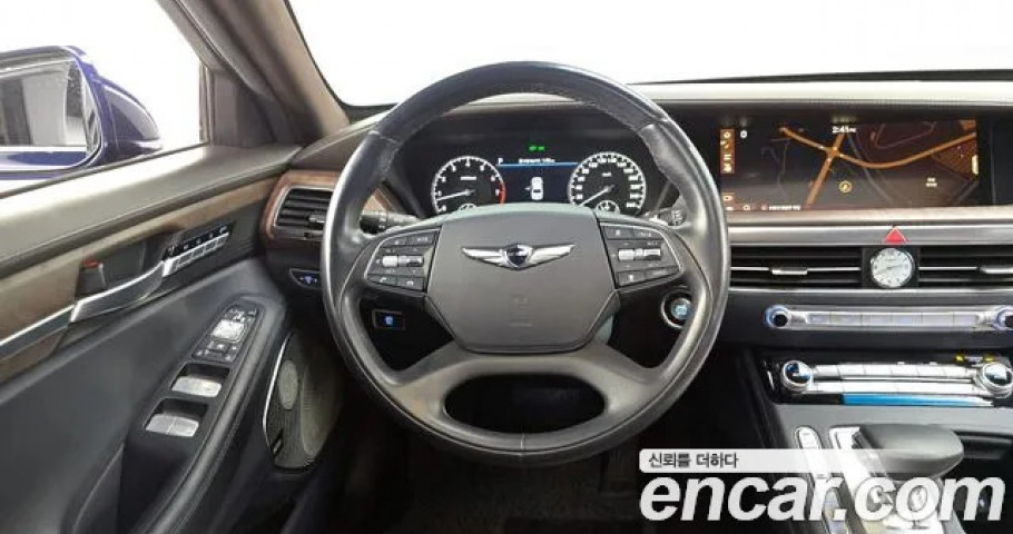 Genesis G90 
