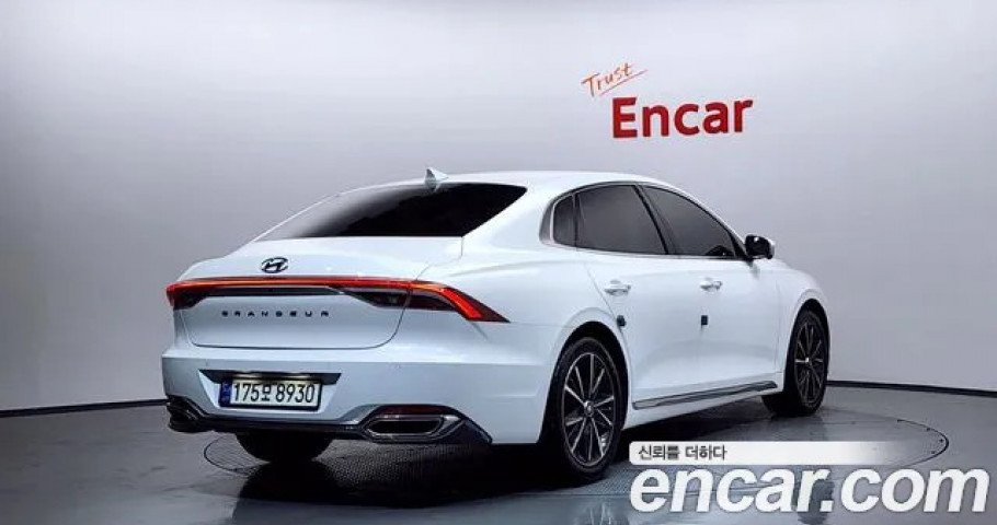 Hyundai Grandeur 