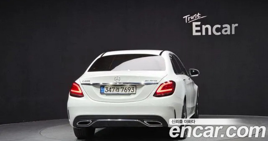 Mercedes-Benz C-Class 