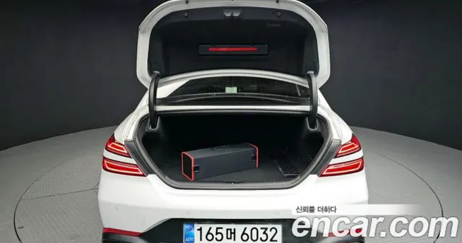 Genesis G70 