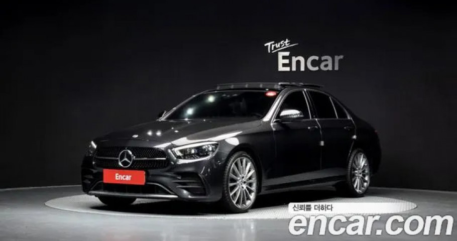 Mercedes-Benz E-Class 