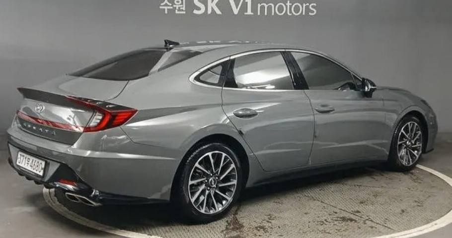 Hyundai Sonata 