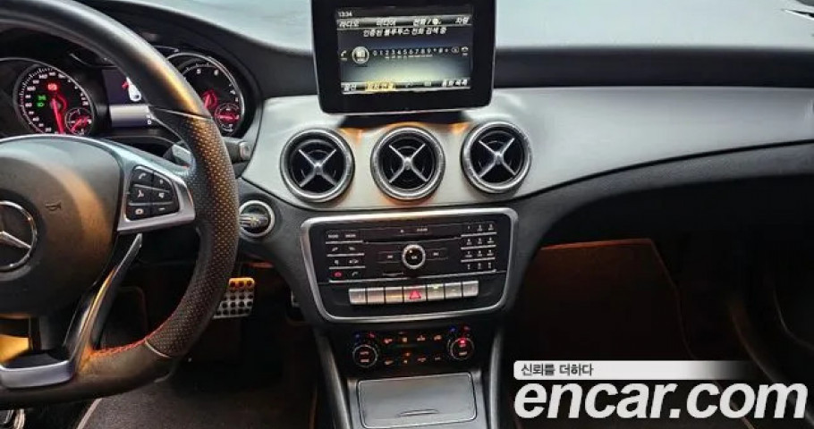 Mercedes-Benz Cla-Class 