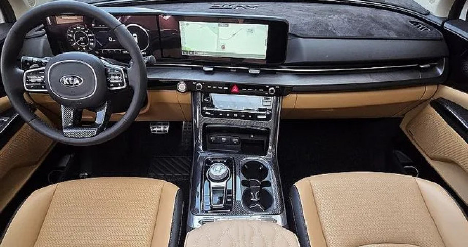 Kia Carnival 