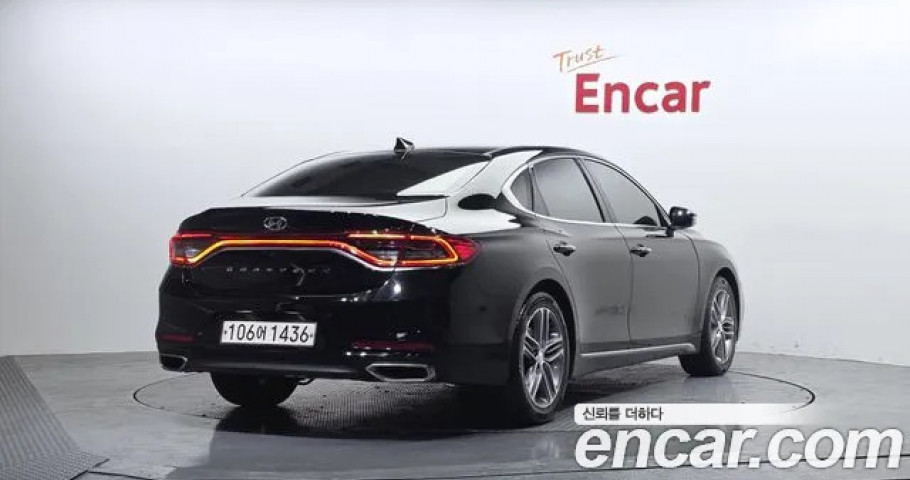 Hyundai Grandeur 