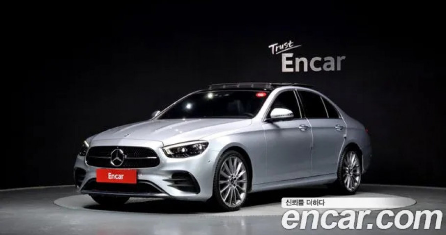 Mercedes-Benz E-Class 