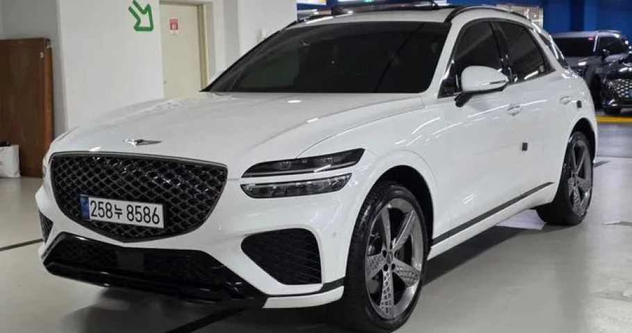 Genesis Gv70 