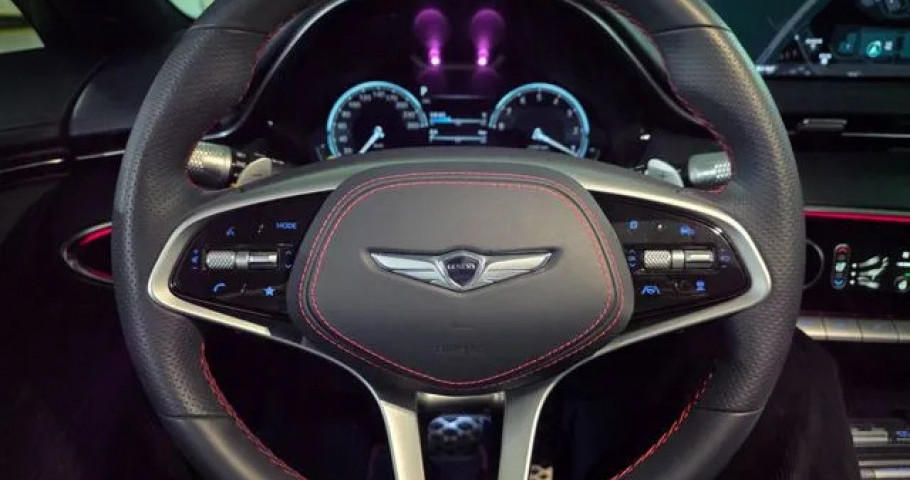 Genesis Gv70 
