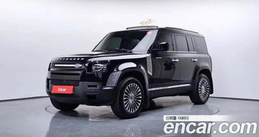 Land Rover Defender 