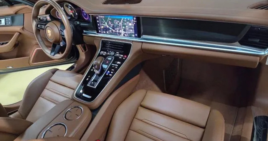 Porsche Panamera 