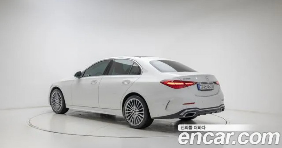 Mercedes-Benz C-Class 