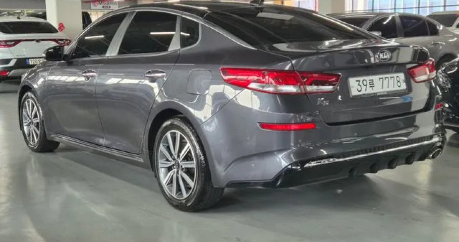 Kia K5 