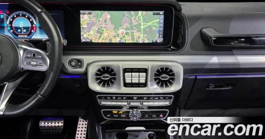 Mercedes-Benz G-Class 