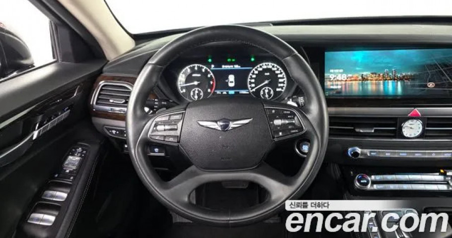 Genesis G90 