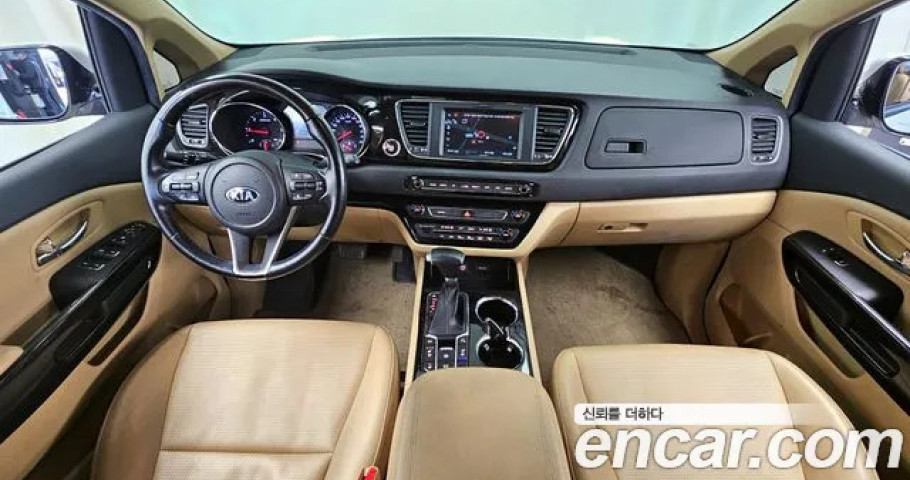 Kia Carnival 