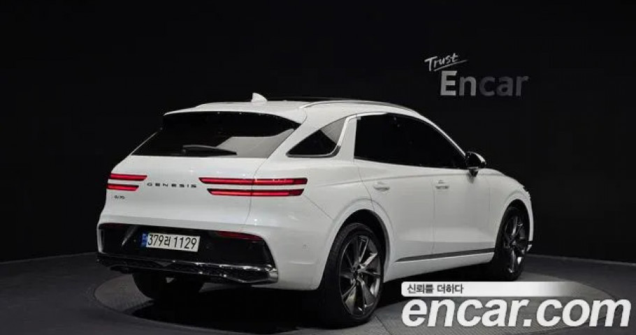 Genesis Gv70 