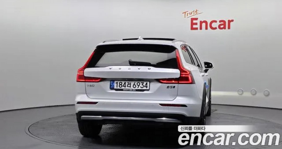 Volvo V60 