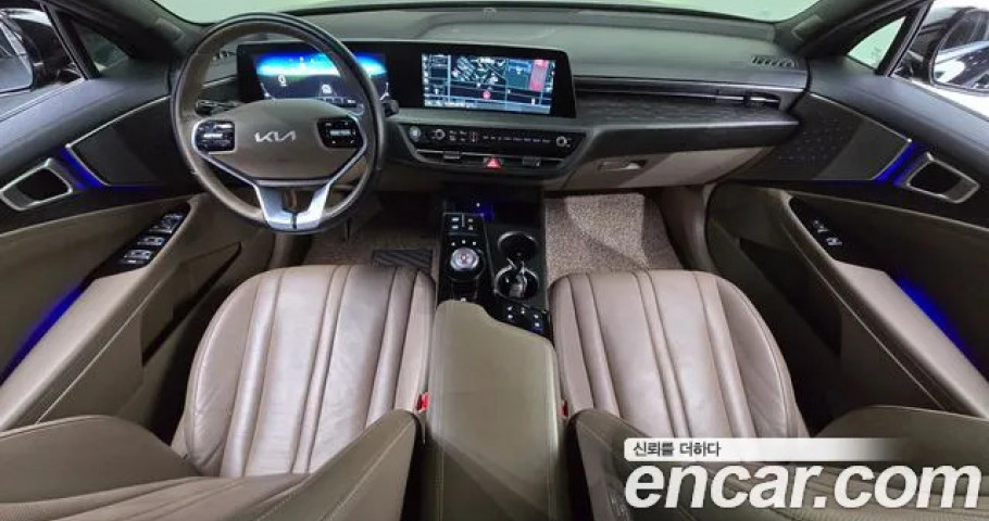 Kia K8 