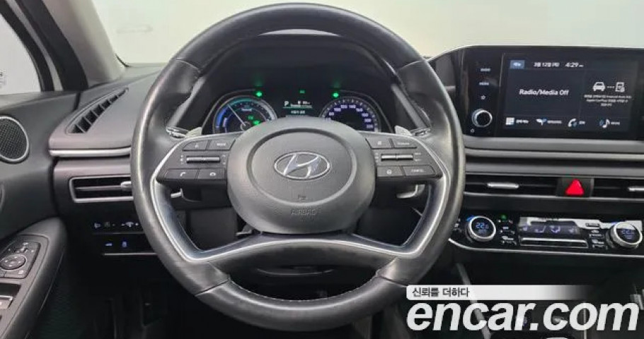 Hyundai Sonata 