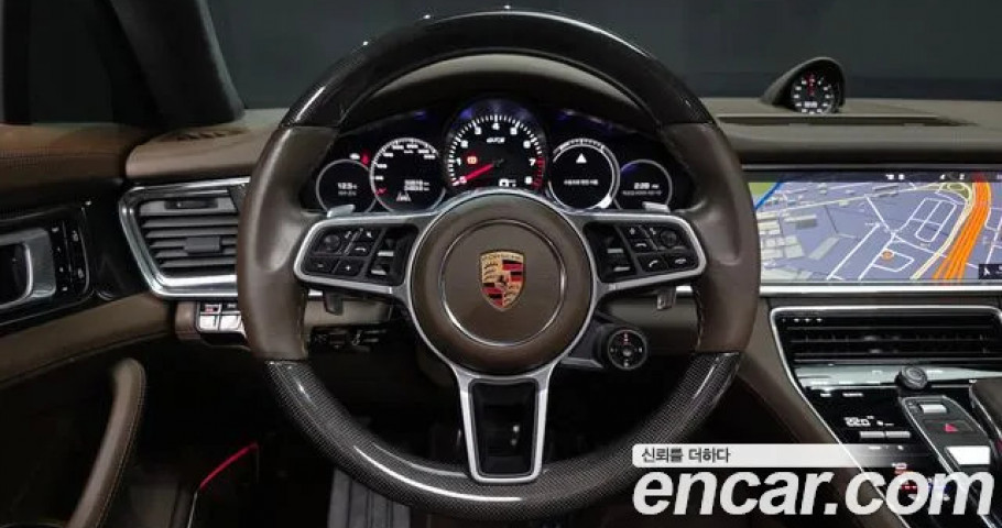 Porsche Panamera 