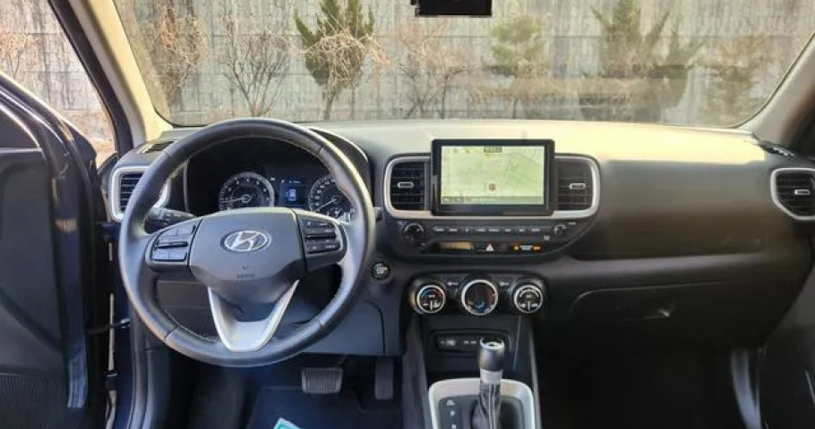 Hyundai Venue 