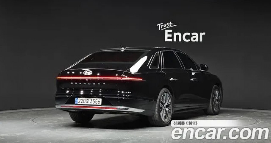 Hyundai Grandeur 