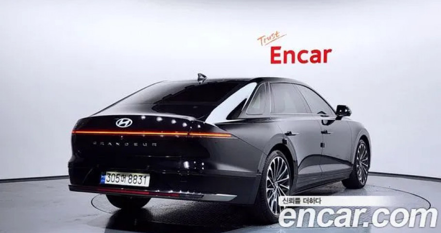 Hyundai Grandeur 