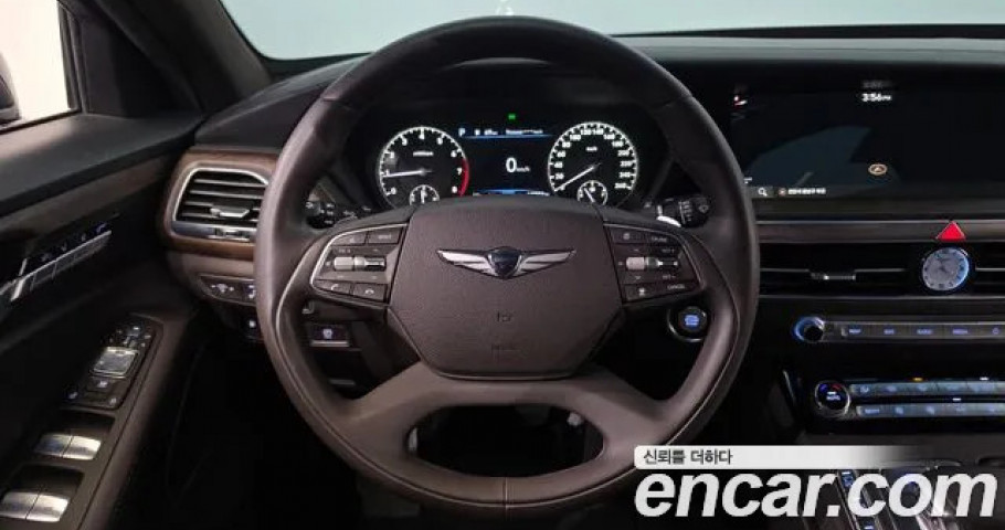 Genesis G90 