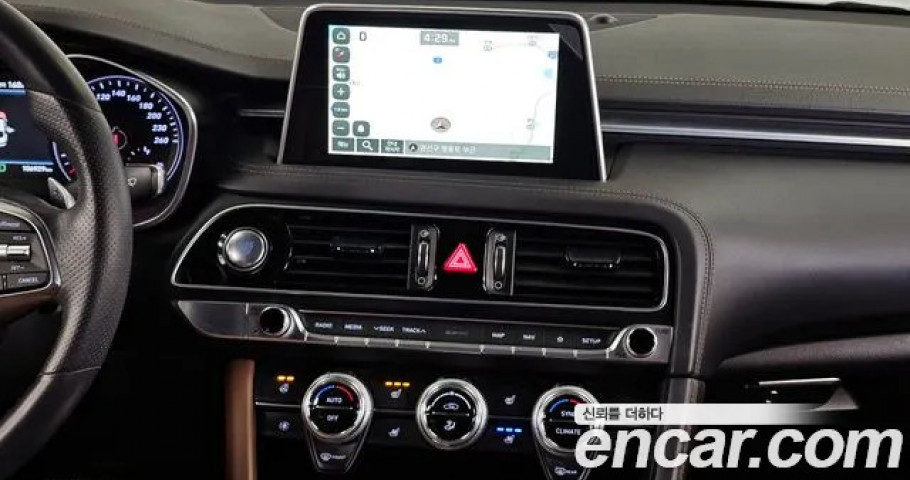 Genesis G70 