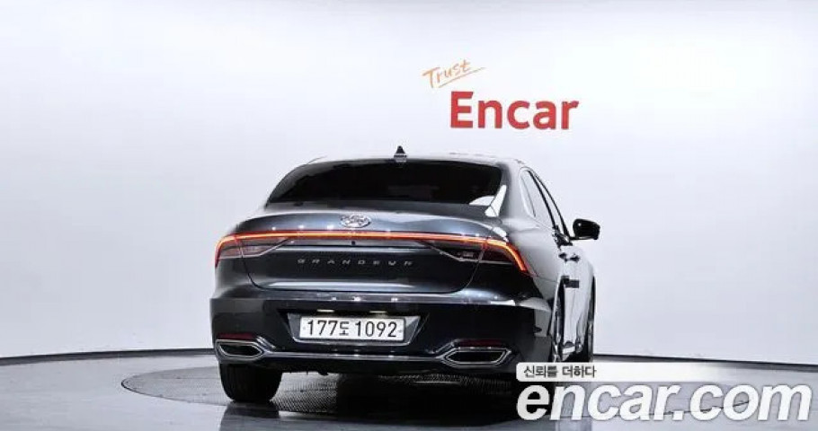 Hyundai Grandeur 