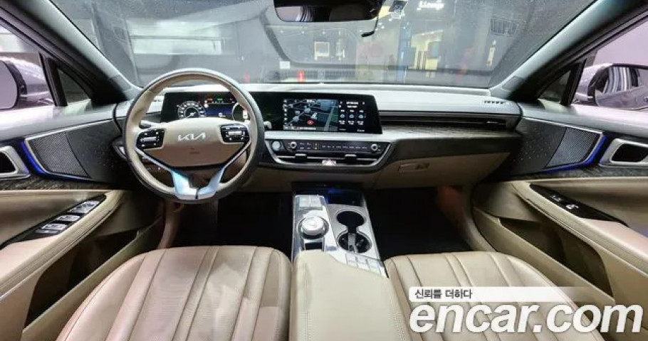 Kia K8 