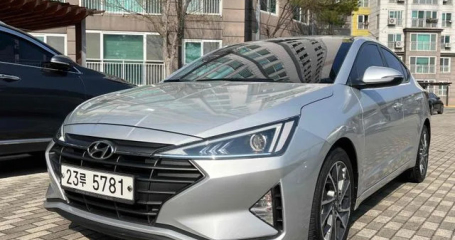 Hyundai Avante 