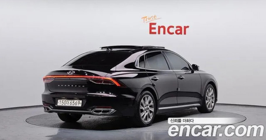 Hyundai Grandeur 