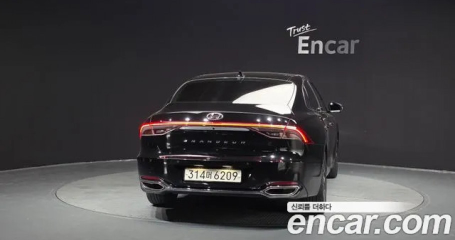 Hyundai Grandeur 