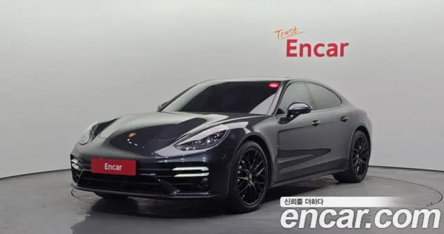 Porsche Panamera 