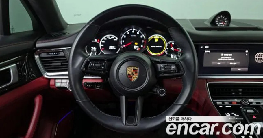 Porsche Panamera 