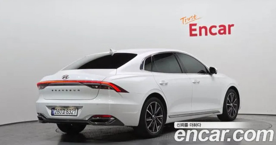 Hyundai Grandeur 