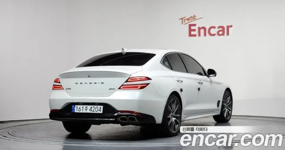 Genesis G70 