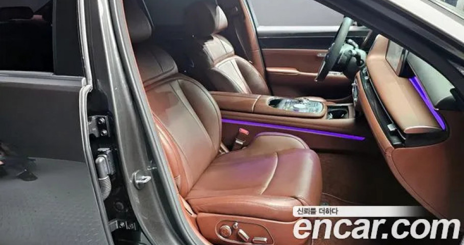 Genesis G90 