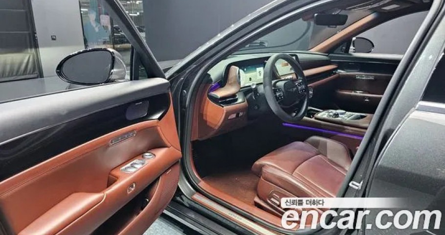 Genesis G90 