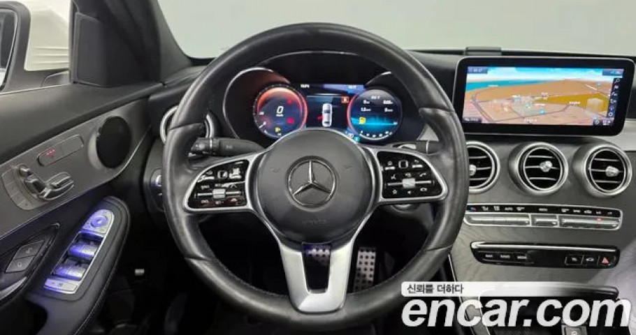 Mercedes-Benz C-Class 