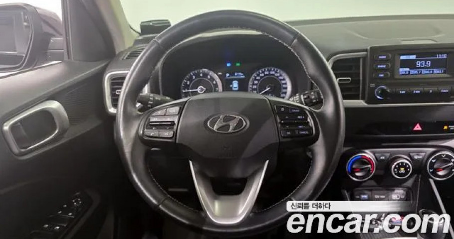 Hyundai Venue 