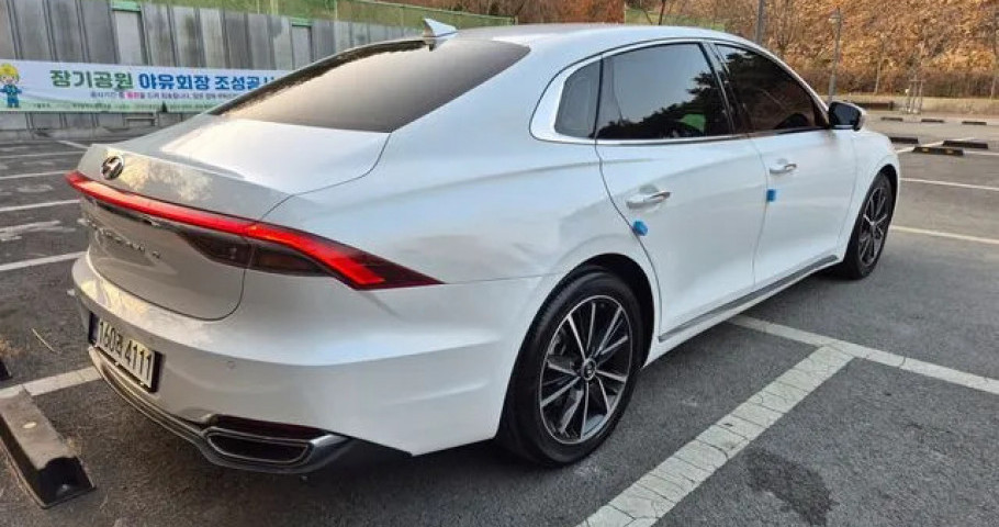 Hyundai Grandeur 