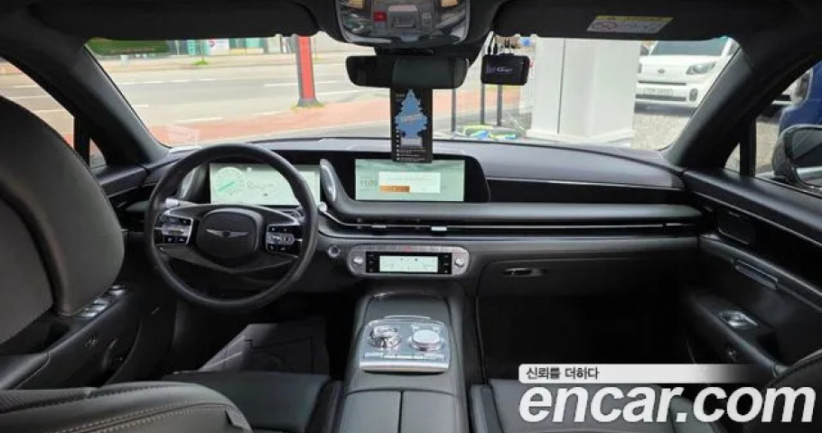Genesis G90 