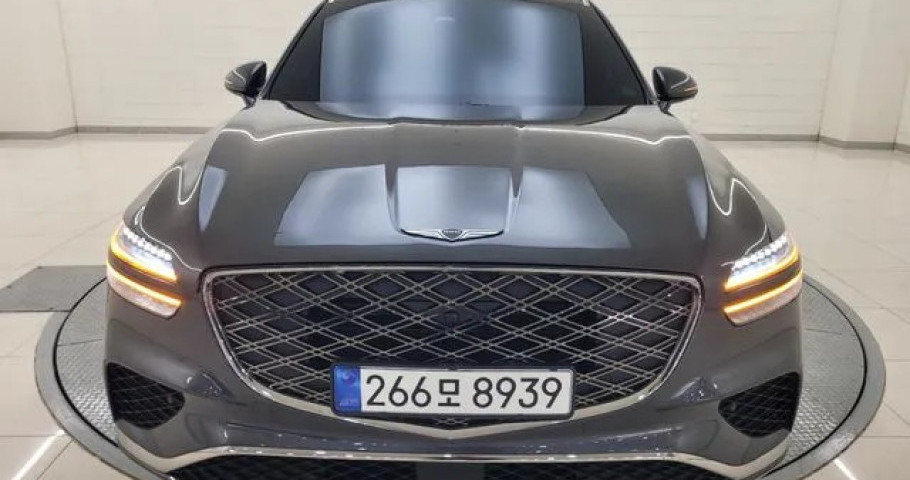 Genesis Gv70 