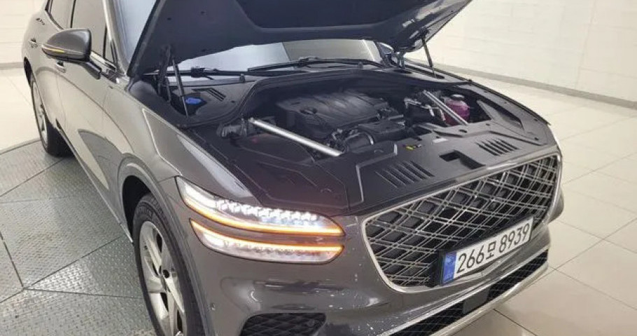 Genesis Gv70 