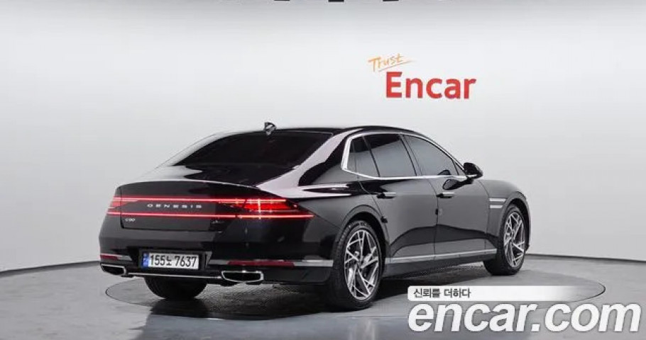 Genesis G90 