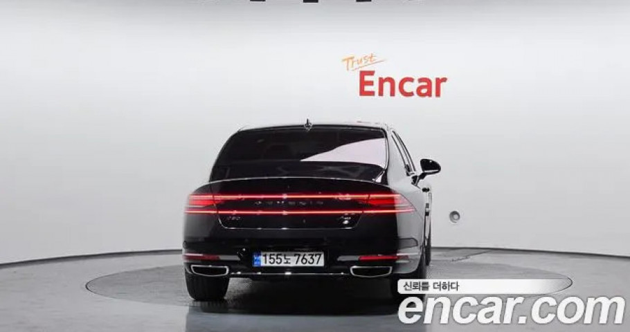 Genesis G90 